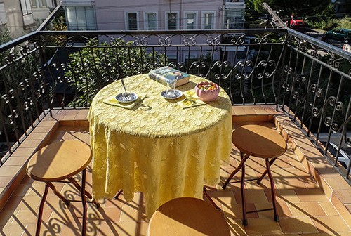 anason-balcony