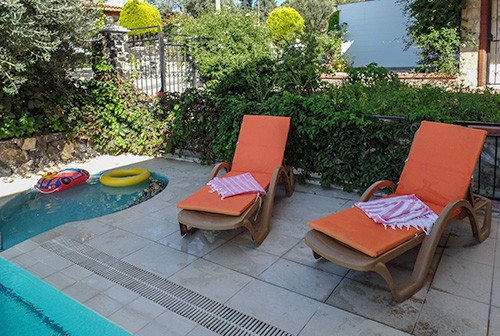 nane-pool2